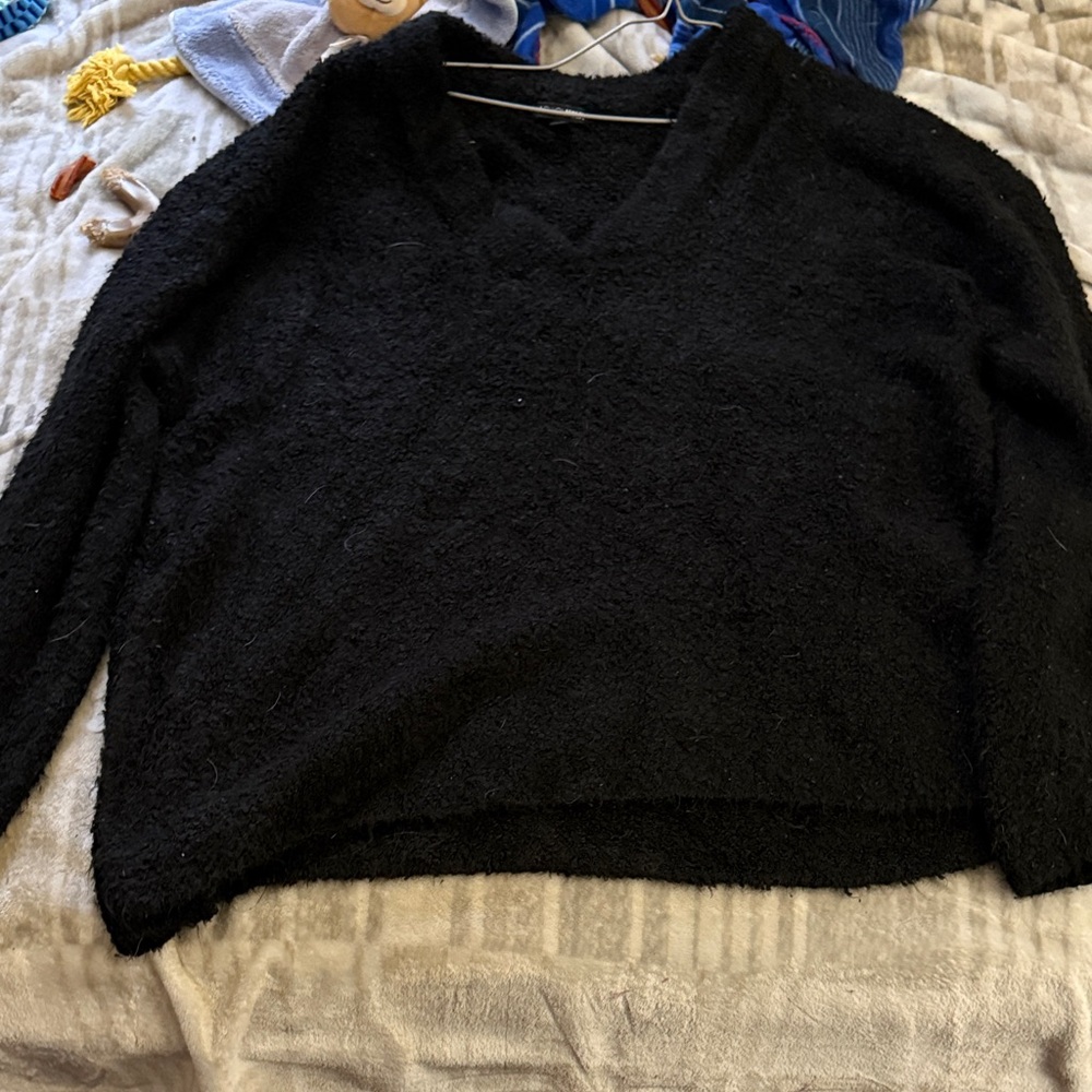 Fashion Nova Classic Black V-Neck Sweater